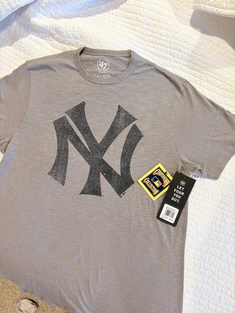 Men's Brand New 47Brand SCRUM TEE NY Yankees t-shirt